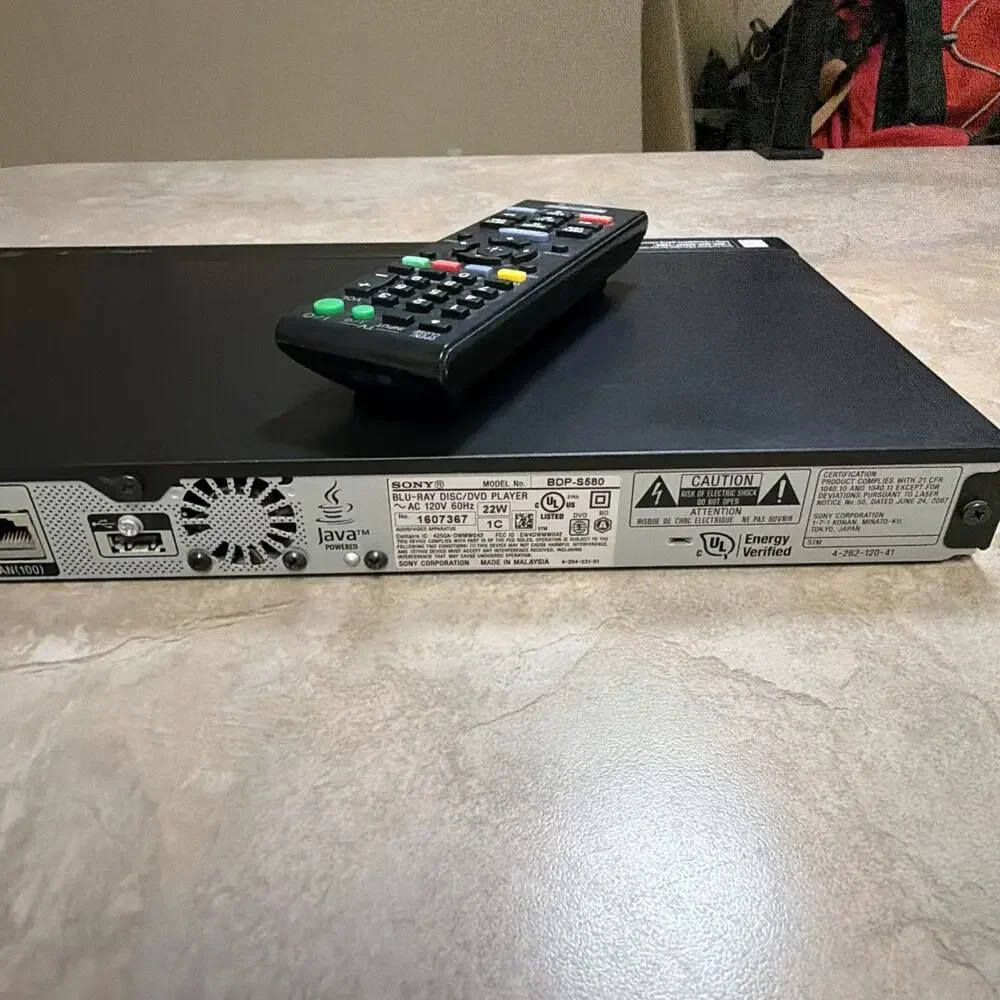 Sony BDP-S580 Blu-ray Player - SACD Playback - WiFi 3D - Tested Works Very Good